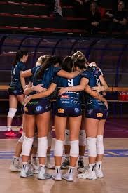 [NBA-湖人] 湖人队友有多差？两数据全靠东契奇支撑，替补加起来不如对手一将